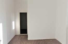 Apartament 3 camere în clădire istorică, 107 mp, zona Piața Maria