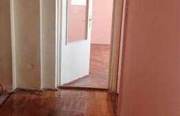 Apartament 3 camere, 70 mp, zona Sagului