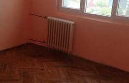 Apartament 3 camere, 70 mp, zona Sagului