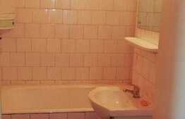 Apartament 3 camere, 70 mp, zona Sagului