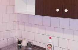 Apartament 3 camere, 70 mp, zona Sagului