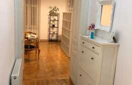 Apartament modern,etaj 2, situat in zona centrala 
