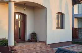 Casa individuala deosebita, 159 mp utili, teren 712 mp, Mosnita Noua