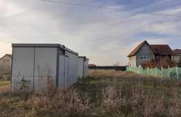 Teren cu suprafaţă de 608 mp în Dumbrăviţa