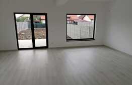 1/2 duplex la cheie cu suprafaţă utilă de 120 mp şi teren de 430 mp  în Dumbrăviţa