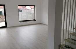 1/2 duplex la cheie cu suprafaţă utilă de 120 mp şi teren de 430 mp  în Dumbrăviţa