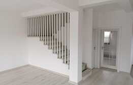 1/2 duplex la cheie cu suprafaţă utilă de 120 mp şi teren de 430 mp  în Dumbrăviţa