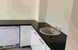 Apartament 3 camere, 113 mp, decomandat, etaj intermediar, zona Centrala