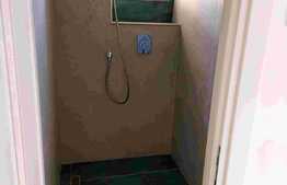 Apartament 3 camere, 113 mp, decomandat, etaj intermediar, zona Centrala