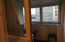 Apartament 3 camere, 100 mp, decomandat, zona Modern!