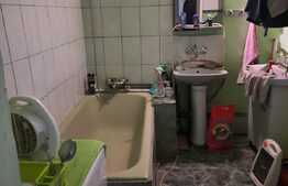 Ocazie! Casa individuala de vanzare, teren mare, in Mosnita Noua! 