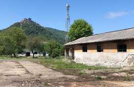 Oportunitate de business, spatii si teren intravilan, 8500 mp, in Deva!