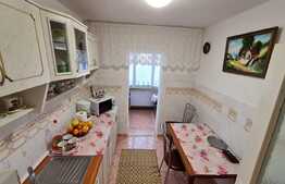 Apartament 3 camere, 55 mp, zona Girocului