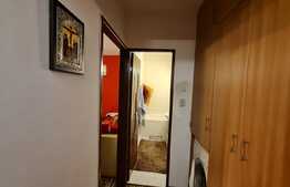 Apartament de vanzare, 3 camere, 82 mp, zona Sagului