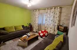 Apartament de vanzare, 3 camere, 82 mp, zona Sagului