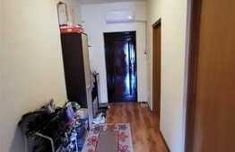 Garsonieră tinerească de 30 mp, la mansardă, în Calea Aradului