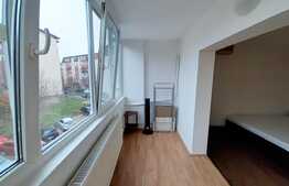 Apartament proaspat renovat, etaj intermediar, 30 de mp, zona Cl. Martirilor