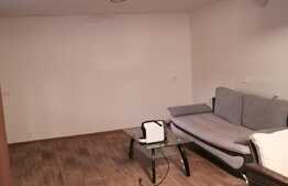 Vila frumoasa cu teren de 620 mp, 280 mp utili, 2 corpuri, zona Dambovita