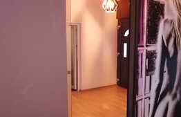 Vila frumoasa cu teren de 620 mp, 280 mp utili, 2 corpuri, zona Dambovita