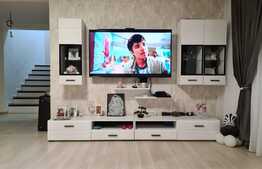 Vila mare, deosebita cu teren de 680 mp, 210 mp utili, Calea Urseni