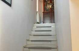 Casă cu suprafaţă utilă 120 mp şi teren de 220 mp în Dumbrăviţa