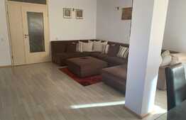 Casă cu suprafaţă utilă 120 mp şi teren de 220 mp în Dumbrăviţa