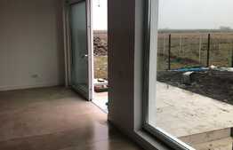 Casa de tip duplex 140 mp utili, teren 300 mp, Sanandrei!