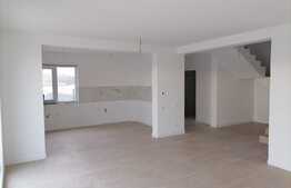 Casa de tip duplex 140 mp utili, teren 300 mp, Sanandrei!