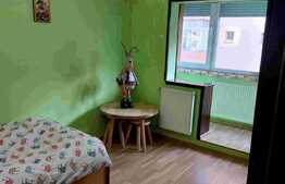 Apartament 3 camere, 70 mp utili, etaj intermediar, zona Aradului