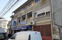 Clădire P+E+M de 563 mp utili, 841 mp teren, Fabric