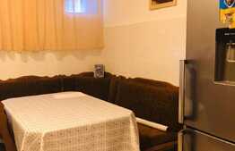 Apartament de 4 camere, decomandat, zona Calea Aradului 