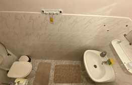 Apartament decomandat, 4 camere, 115 mp, zona Blascovici