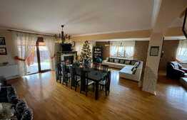 Casa deosebita in Dumbravita, 653 mp teren, 330 mp utili