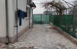 Ocazie, casa foarte frumoasa cu teren plus apartament, Ghiroda!