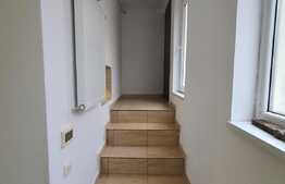  Apartament 2 camere semidecomandat, demisol, 47 mp utili, zona Balcescu