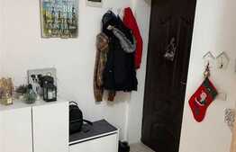 Garsoniera spatioasa si moderna. Giroc