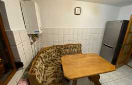 Apartament de 2 camere, 57 mp, decomandat, zona Balcescu