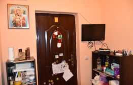 Apartament de 2 camere la curte comună în zona Iosefin