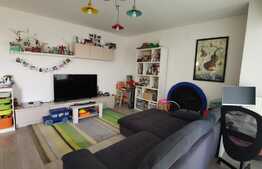  Apartament 3 camere, decomandat, 80 mp utili, etaj intermediar, zona Aradului