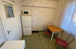 Apartament de doua camere, decomandat, 50 mp, zona Dragalina