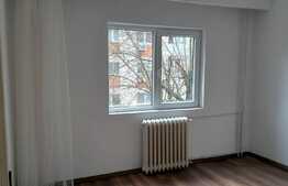 Apartament 2 camere la etaj intermediar, 55 mp, zona Soarelui