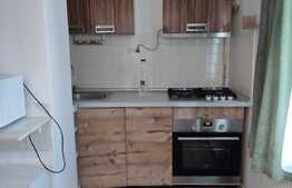 Apartament de 3 camere, decomandat, zona Sagului