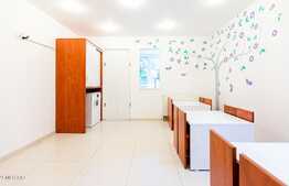 Clădire multifuncțională în zona Lipovei!