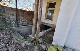 Oportunitate unica! Casa de vanzare, 3 camere, anexe si teren