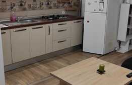 Apartament de 3 camere, semidecomandat, zona Girocului