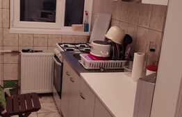 Apartament de 2 camere, semidecomandat, zona Medicina