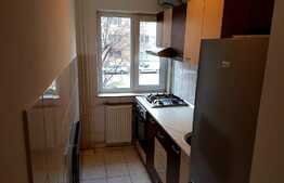 Apartament cu 3 camere in zona Stadion