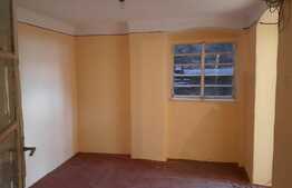 Oportunitate! Apartament cu 3 camere, 107 mp la demisol în zona Iosefin