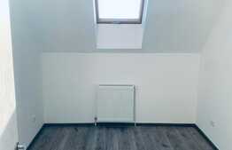 Apartament 3 camere, 52 mp, semidecomandat, zona Sagului