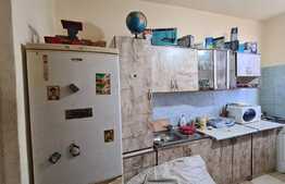 Garsoniera de 32 mp, parcare, zona Ronat